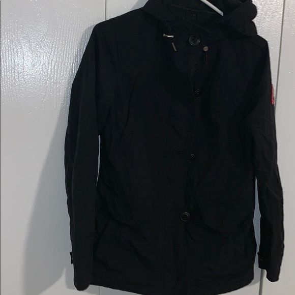 COPY - Black windbreaker( needs zipper tassel) - Picture 2 of 8